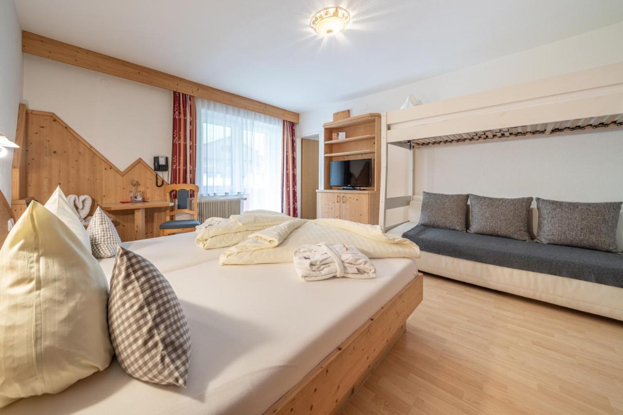 Familienhotel Replerhof Mit Kinderbetreuung Prägraten 객실 사진